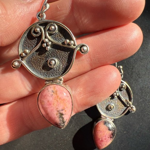 💎Rhodonite sterling 925 silver earrings! STUNNING! A REAL ASSET to any outfit!!! - Picture 7 of 8